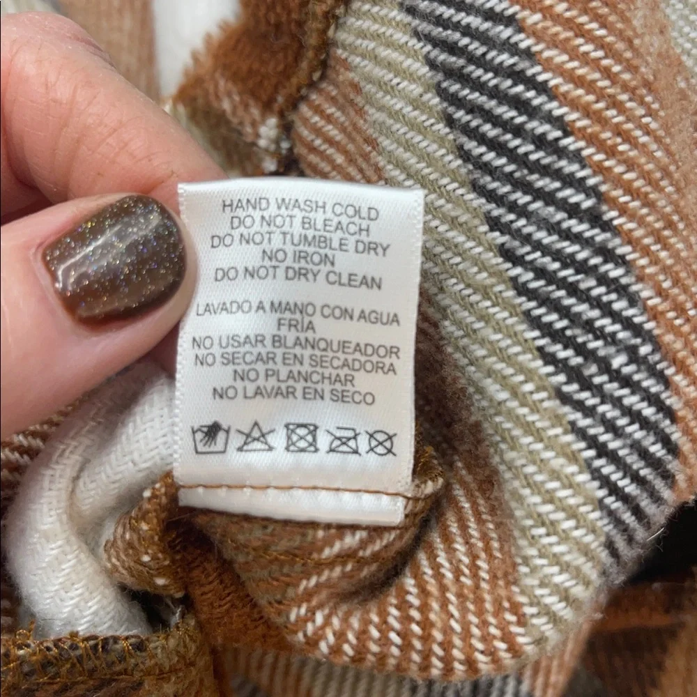 Love Tree Plaid Brown and White Button Up Shacket Sz S